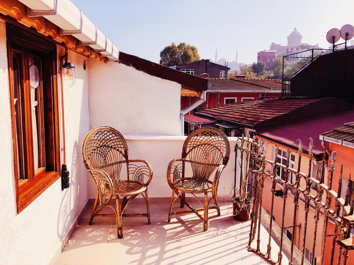 Your House In Balat Istanbul Eksteriør billede